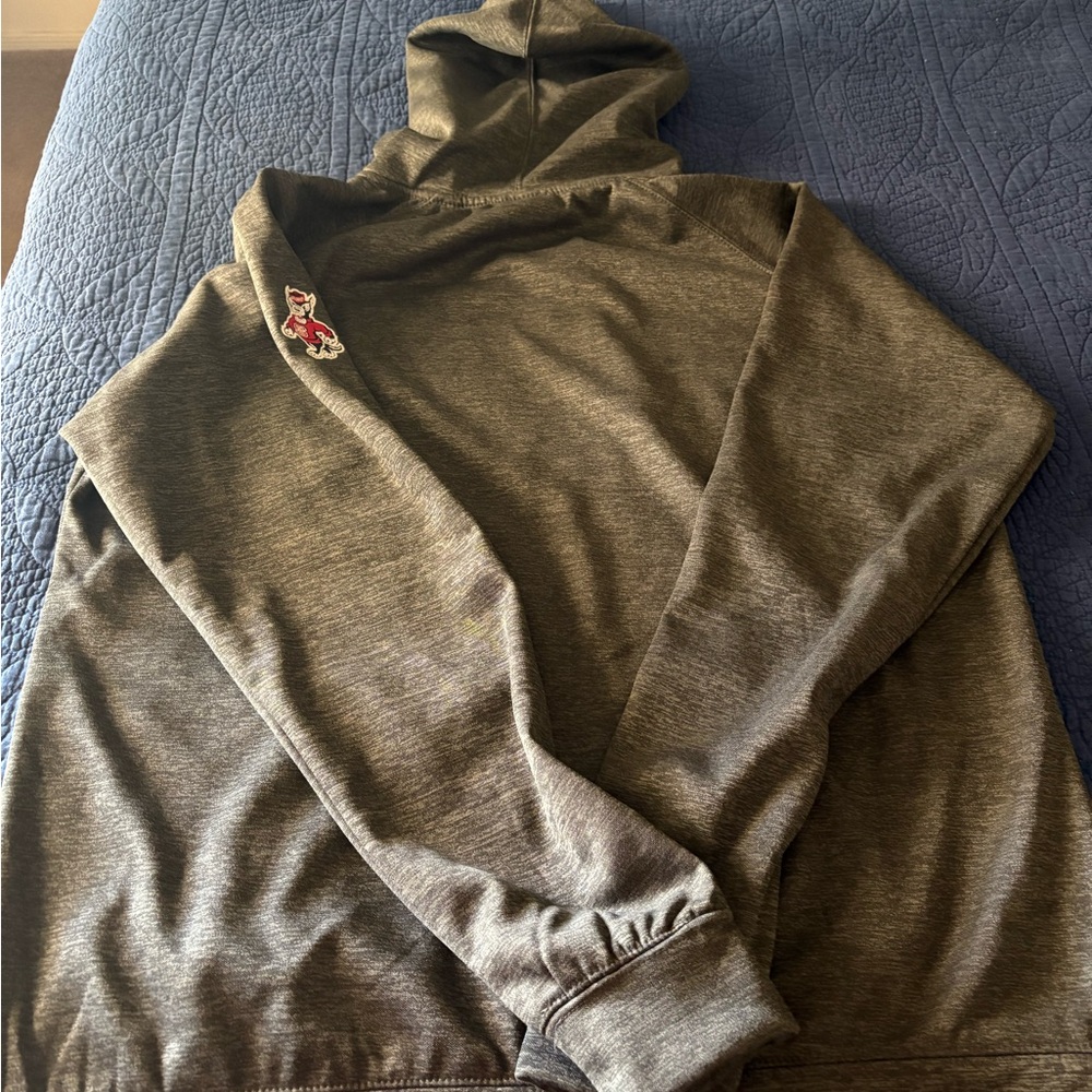 NC State Wolfpack Gray Hoodie - Picture 7 of 13
